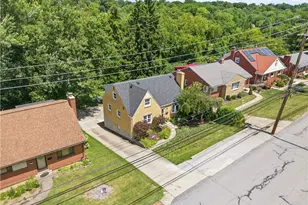 1100 Raven Dr, Scott Township, PA 15243 - Photo 2