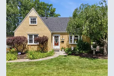 1100 Raven Dr, Scott Township, PA 15243 - Photo 1