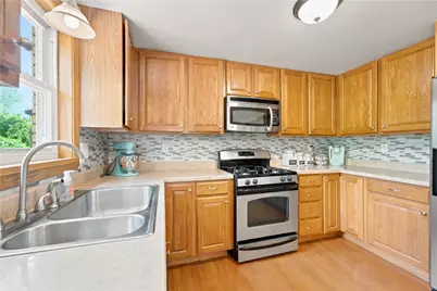 1100 Raven Dr, Scott Township, PA 15243 - Photo 10
