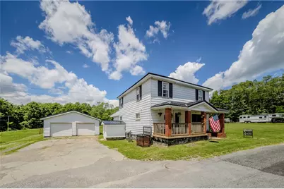 27 Locust St, Pine Township-Hellwood, PA 15710 - Photo 2