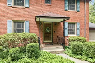 401 Robertson Rd, Hermitage, PA 16148 - Photo 2