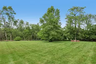 218 Grandview Dr N, Pittsburgh, PA 15215 - Photo 40