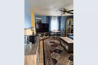 423 Penncraft 04 Cir, Luzerne Township, PA 15433 - Photo 6