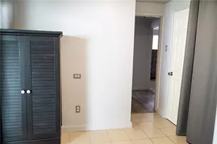 320 Glencoe Dr, West Mifflin, PA 15122 - Photo 22