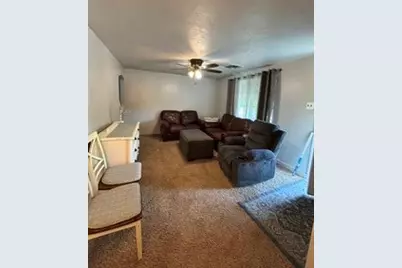 320 Glencoe Dr, West Mifflin, PA 15122 - Photo 6