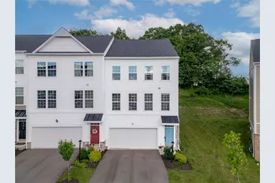 107 Sweetwater Dr, Moon/Crescent Twp, PA 15108 - Photo 1