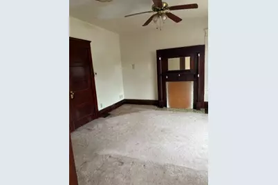 141 E Leasure Ave, New Castle, PA 16101 - Photo 14