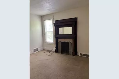 141 E Leasure Ave, New Castle, PA 16101 - Photo 4