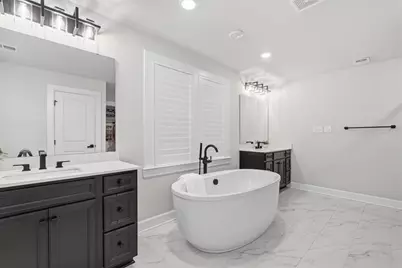319 Crest Ln, Adams Township, PA 16046 - Photo 20