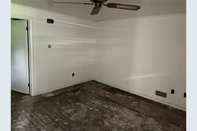401 Euclid Ave, Glassport, PA 15045 - Photo 2