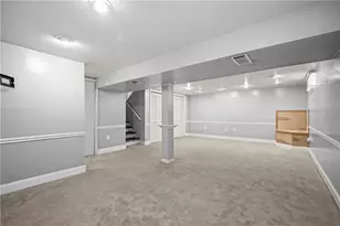 365 Fruitwood Dr, Bethel Park, PA 15102 - Photo 26