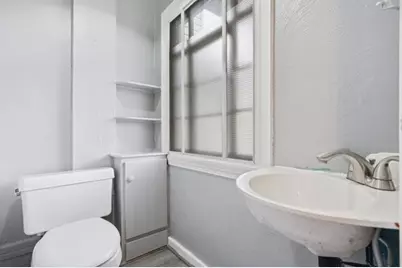 4218 Winterburn Avenue, Pittsburgh, PA 15207 - Photo 6