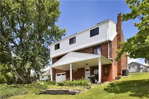 16 Midway Dr, Kennedy Township, PA 15136 - Photo 4