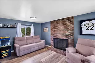 16 Midway Dr, Kennedy Township, PA 15136 - Photo 6