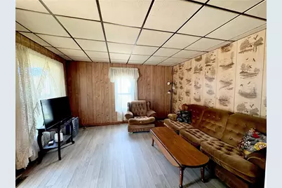 437 Liberty St, Harmony Boro, PA 16037 - Photo 24