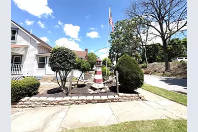 437 Liberty St, Harmony Boro, PA 16037 - Photo 4