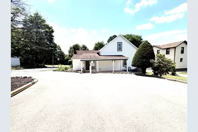 437 Liberty St, Harmony Boro, PA 16037 - Photo 10