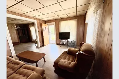 437 Liberty St, Harmony Boro, PA 16037 - Photo 24