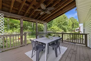 515 Cresthaven Dr, Pittsburgh, PA 15239 - Photo 14