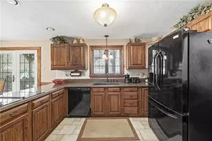 17 Grant Cir, South Fayette, PA 15057 - Photo 12