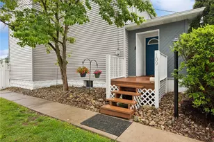109 Jefferson St, Midway, PA 15060 - Photo 2