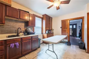 1425 Forsythe St, Marshall Shadeland, PA 15212 - Photo 10