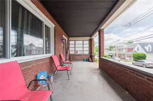 1425 Forsythe St, Marshall Shadeland, PA 15212 - Photo 4