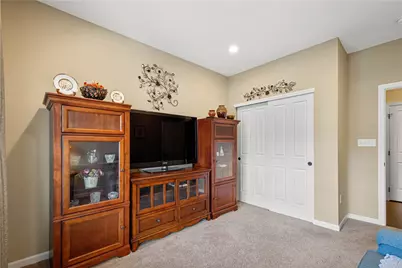 209 Hill Place Dr, North Fayette, PA 15057 - Photo 14