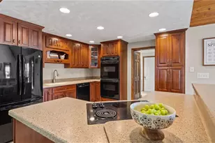 753 Bullcreek, Twp of But SE, PA 16002 - Photo 4