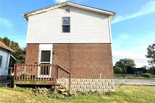 1761 Eastbrook Rd, Hickory Township, PA 16101 - Photo 8