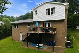 4067 Briarwood Dr, Jeannette, PA 15644 - Photo 34