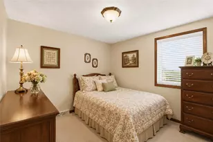 135 Carol Dr, Saxonburg Boro, PA 16056 - Photo 10
