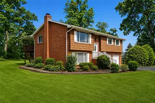 135 Carol Dr, Saxonburg Boro, PA 16056 - Photo 2