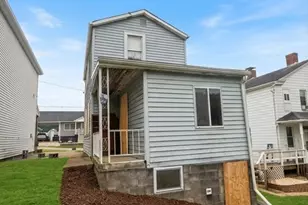 3 Short St, Finleyville, PA 15038 - Photo 2