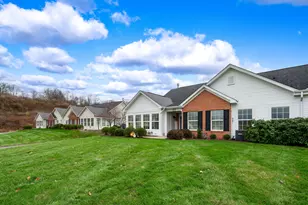 1031 Silver Oak Dr, Connoquenessing Township, PA 16053 - Photo 2