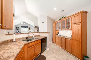 1031 Silver Oak Dr, Connoquenessing Township, PA 16053 - Photo 12