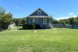 864 8th St, West Leechburg, PA 15656 - Photo 2