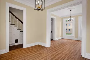 1005 Sheffield St, Pittsburgh, PA 15233 - Photo 12