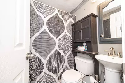 422 Oakhurst Avenue, North Versailles, PA 15137 - Photo 10