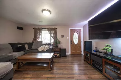 422 Oakhurst Avenue, North Versailles, PA 15137 - Photo 6