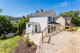 120 Vine St, Canonsburg, PA 15317 - Photo 2