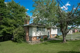 202 Locust St, Rural Valley Boro, PA 16249 - Photo 2