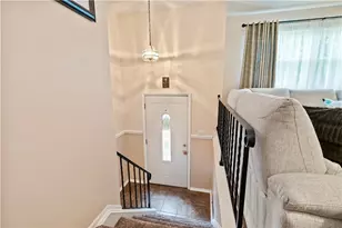 204 Manor Dr, Pittsburgh, PA 15236 - Photo 18