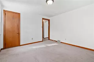 1034 Elwell St, Pittsburgh, PA 15207 - Photo 18