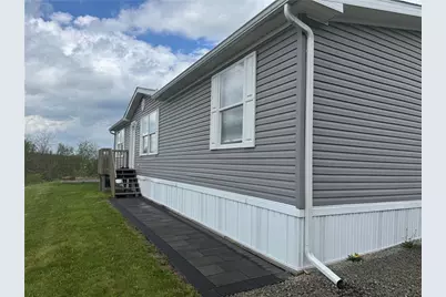 33 High View Dr, Donegal, PA 15628 - Photo 2