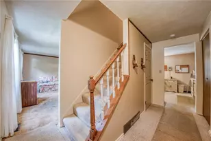 464 Tivoli Rd, Pittsburgh, PA 15239 - Photo 2