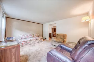 464 Tivoli Rd, Pittsburgh, PA 15239 - Photo 6