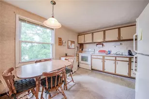 464 Tivoli Rd, Pittsburgh, PA 15239 - Photo 8