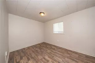1067 Cleveland Ave, Brackenridge, PA 15014 - Photo 16