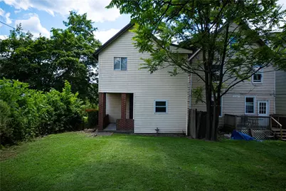 1067 Cleveland Ave, Brackenridge, PA 15014 - Photo 6